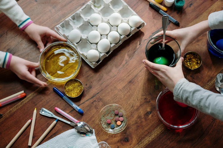 Kids Making DIY Easter Eggs