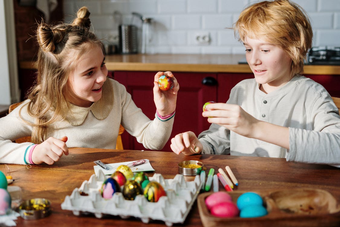 Childred Decorating Eggs