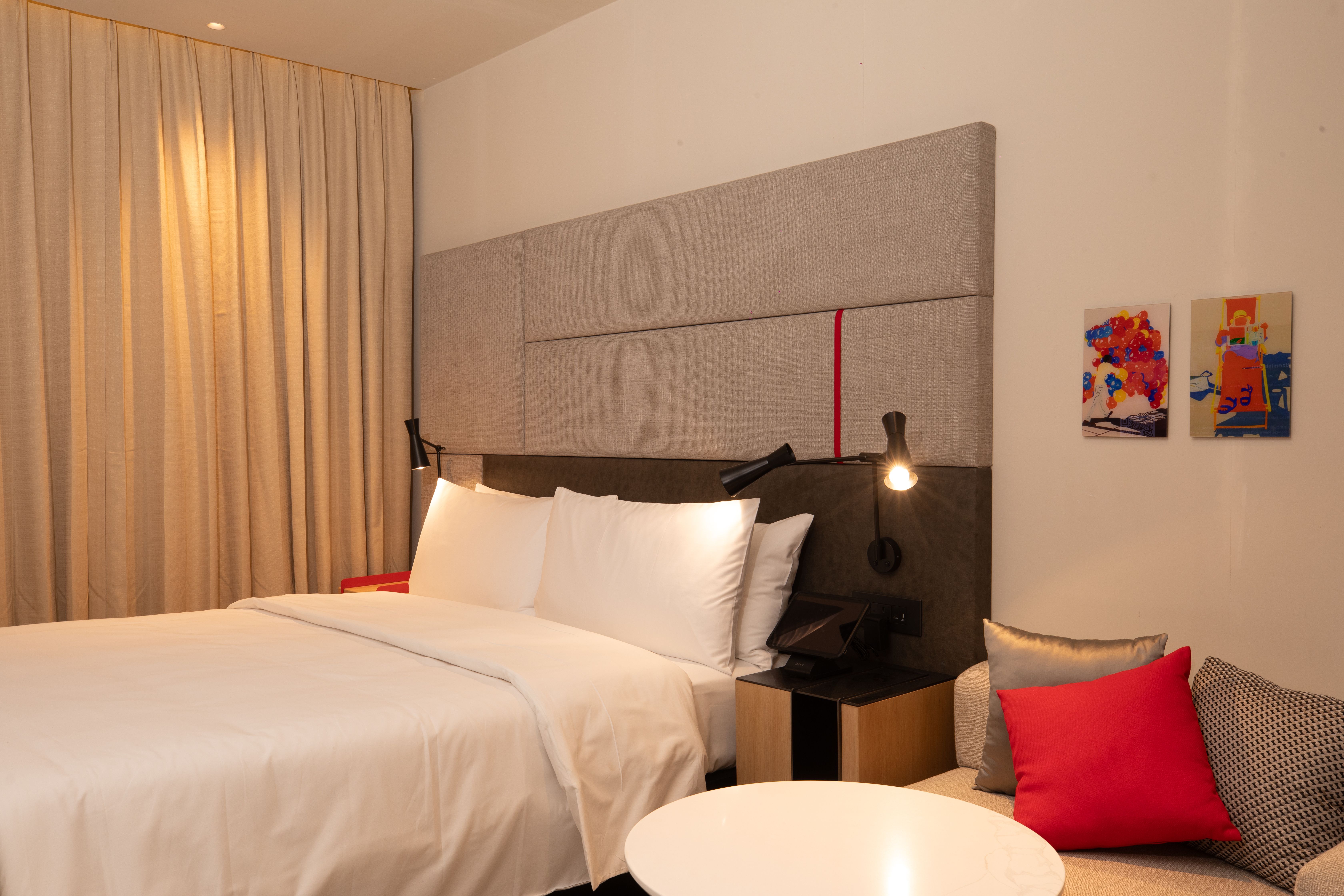 Conceptual hotel interior or exterior — not the listed provider
