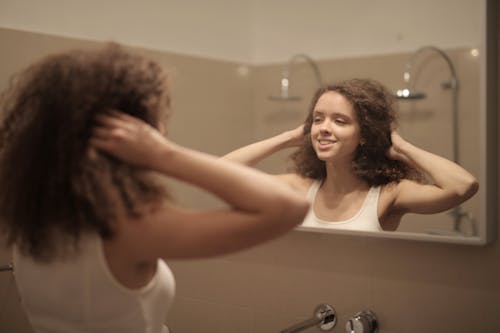 Fotos de stock gratuitas de baño, cabello, contemporáneo