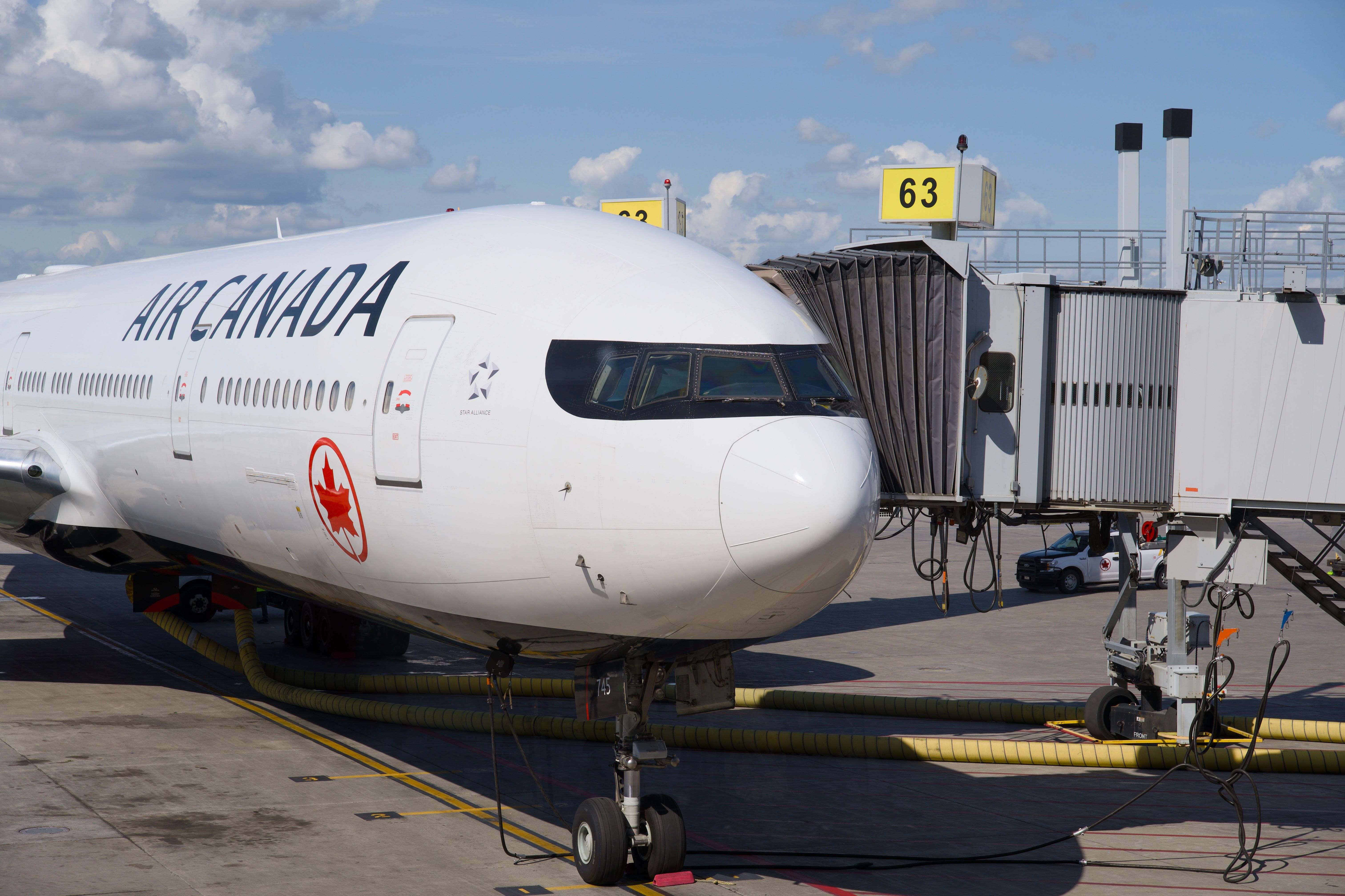 Air Canada (TSX:AC) Equity Buyback Plan Update for 2026