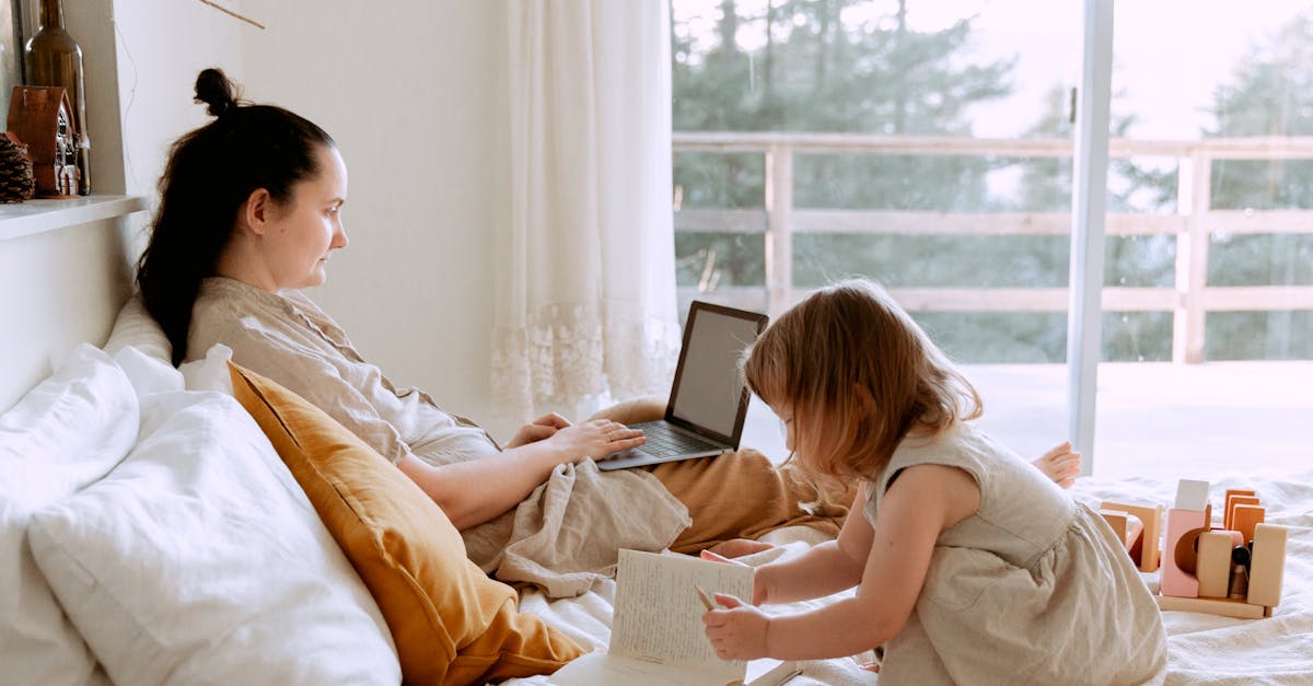 How much do daycare workers make a year