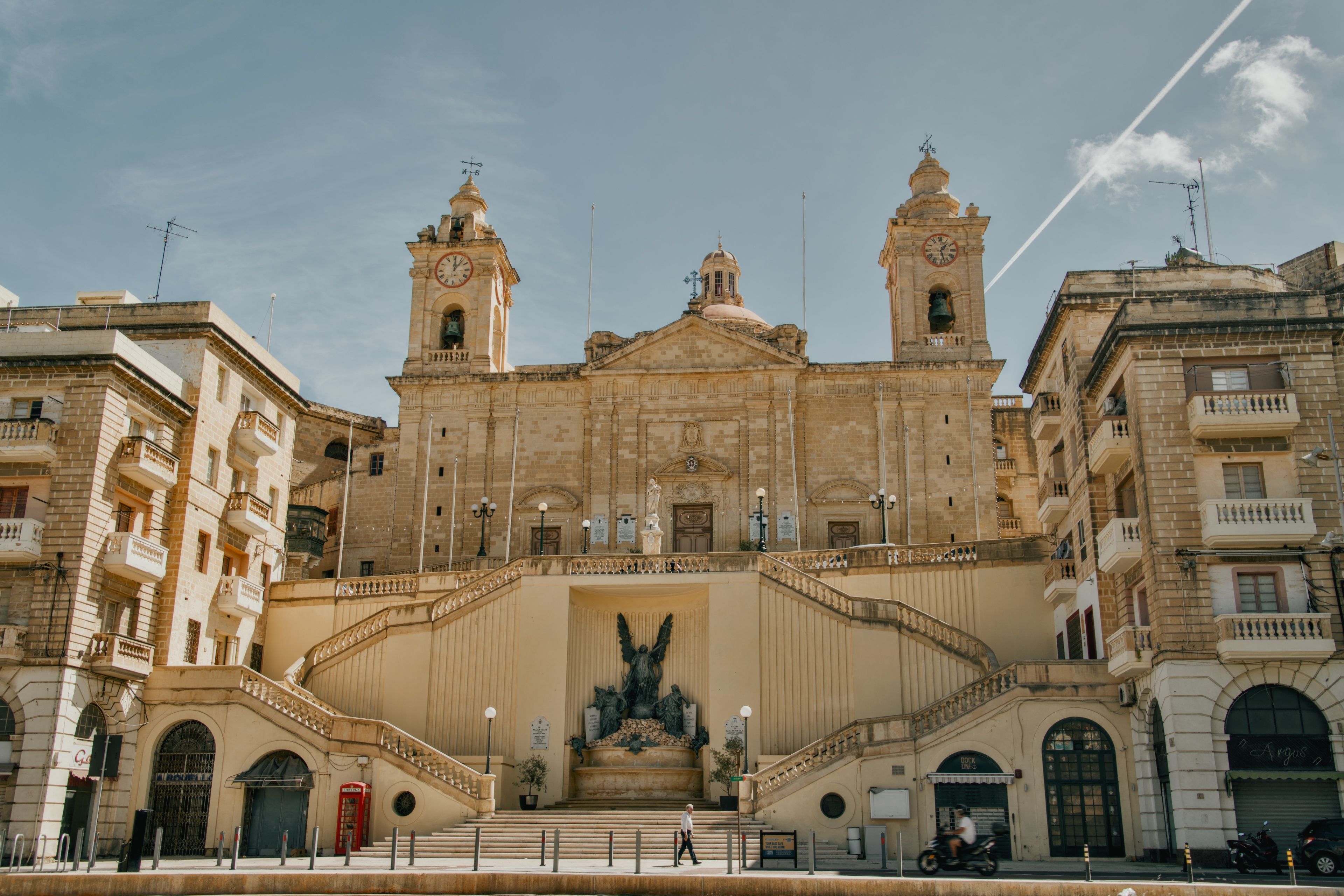 Explore the stunning limestone architecture in Valletta, Malta, featuring iconic baroque design and rich history.