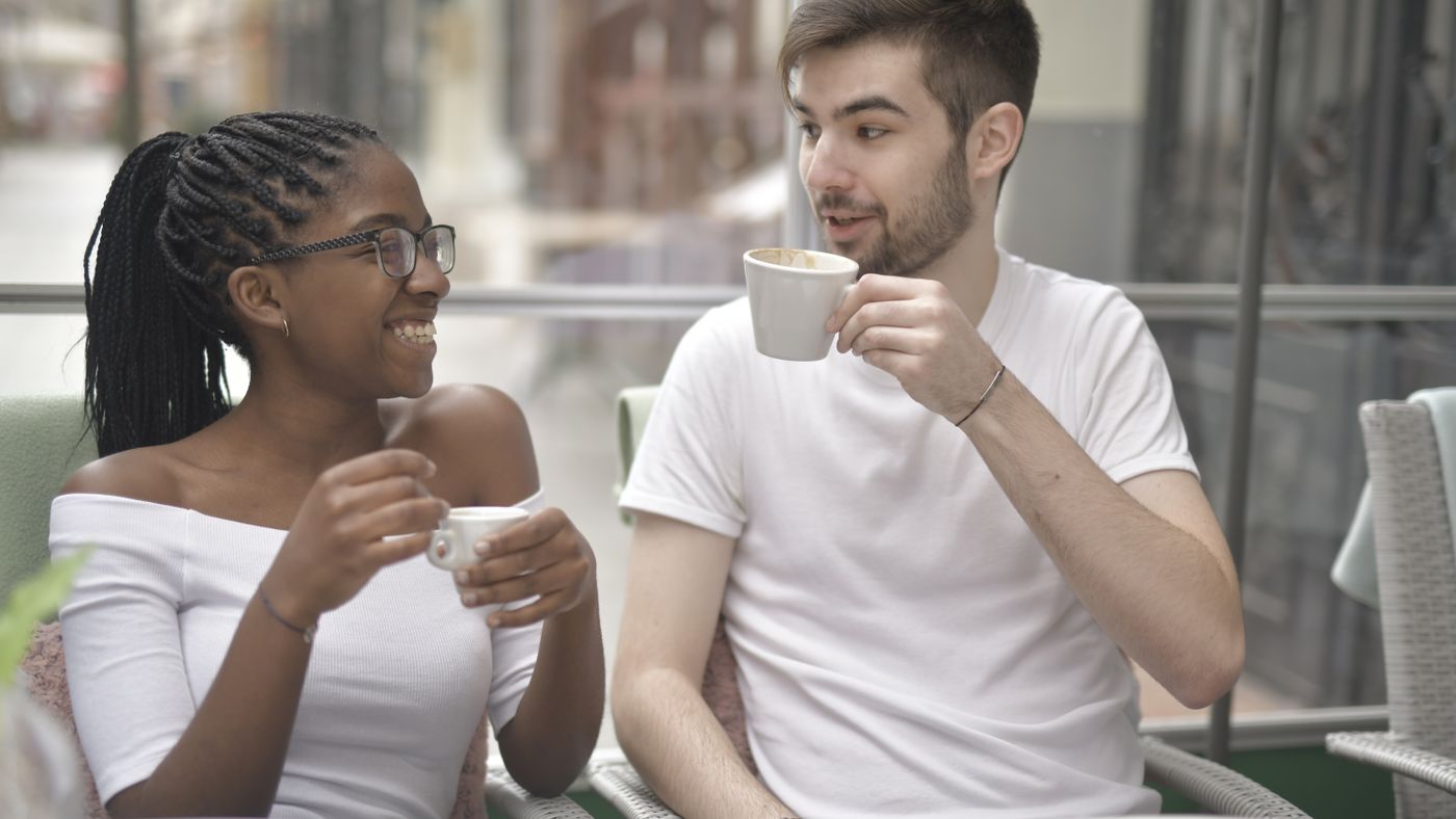 How to Succeed at Online Dating (and Actually Enjoy It)