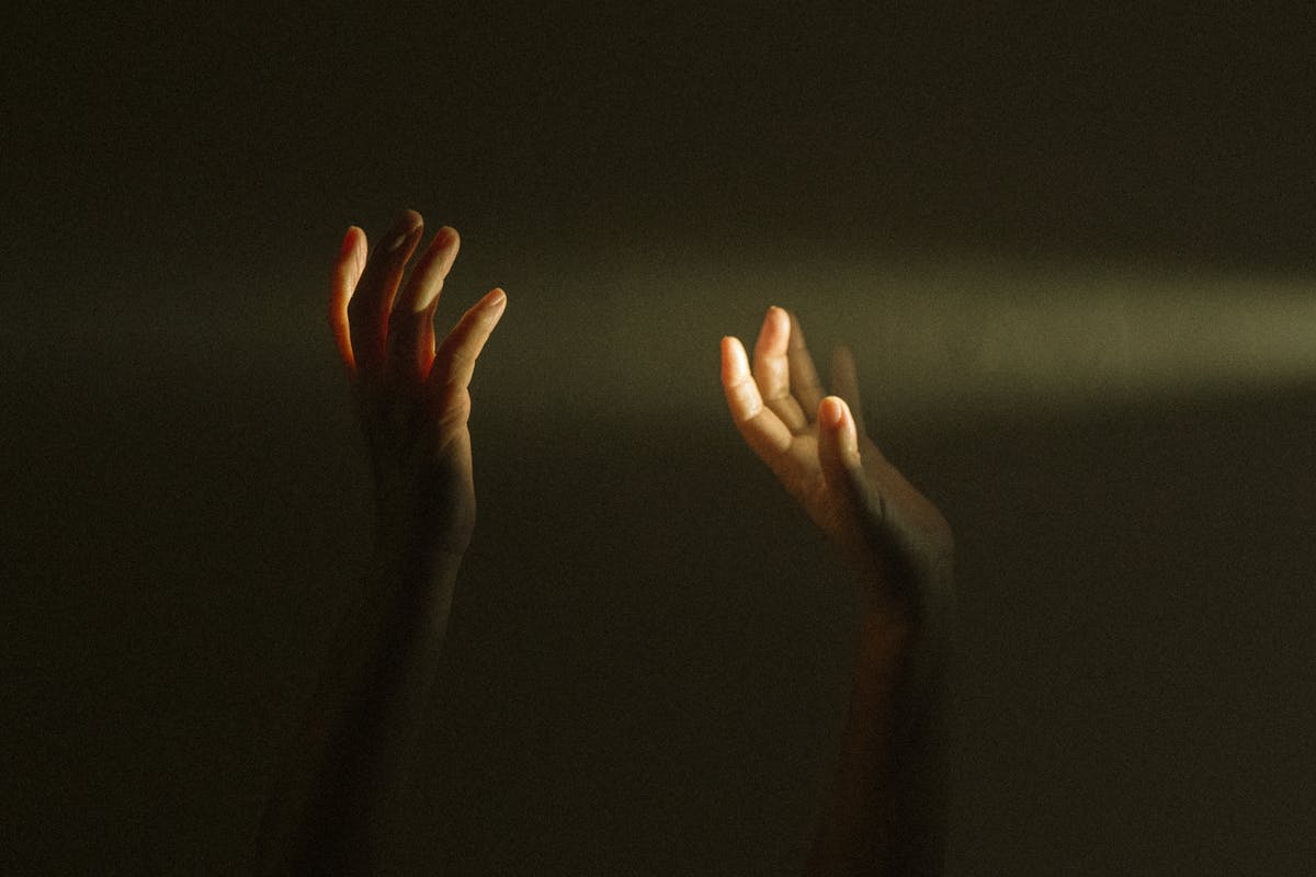 hands