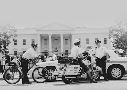Free stock photo of police officer, white house