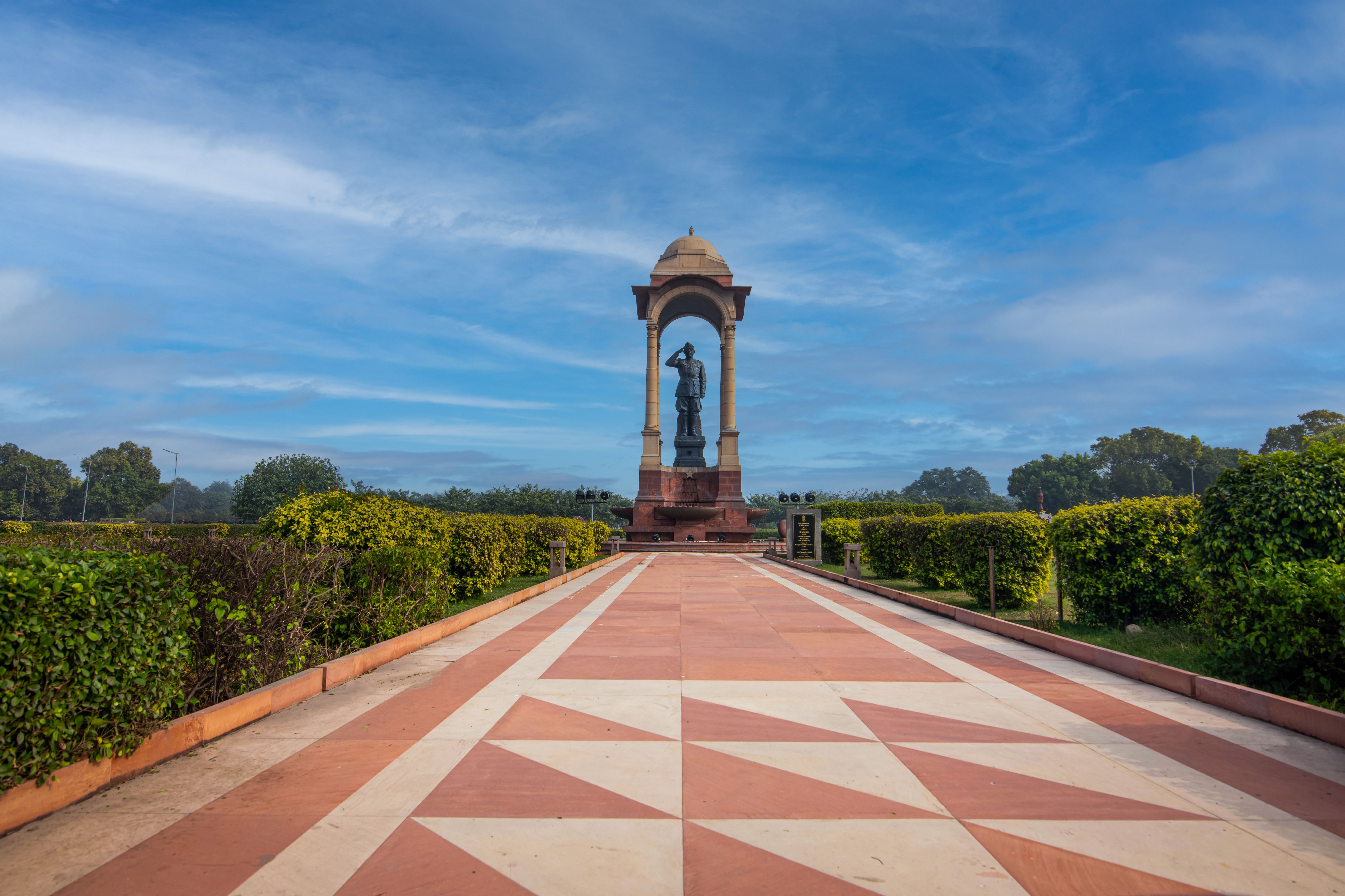 Scenic view of a statue under an arch at India Gate, New Delhi.