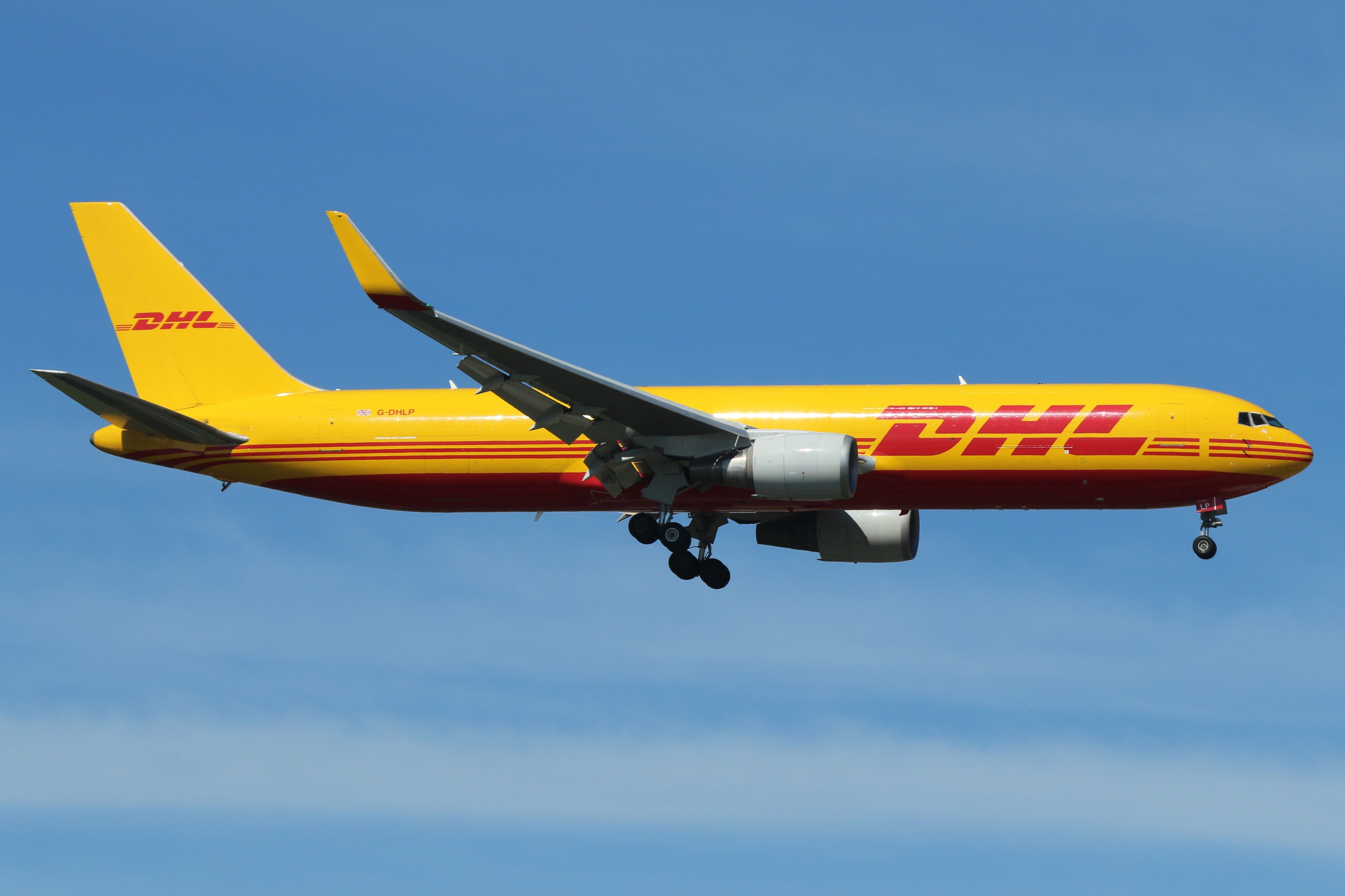 How To Be An Air Courier