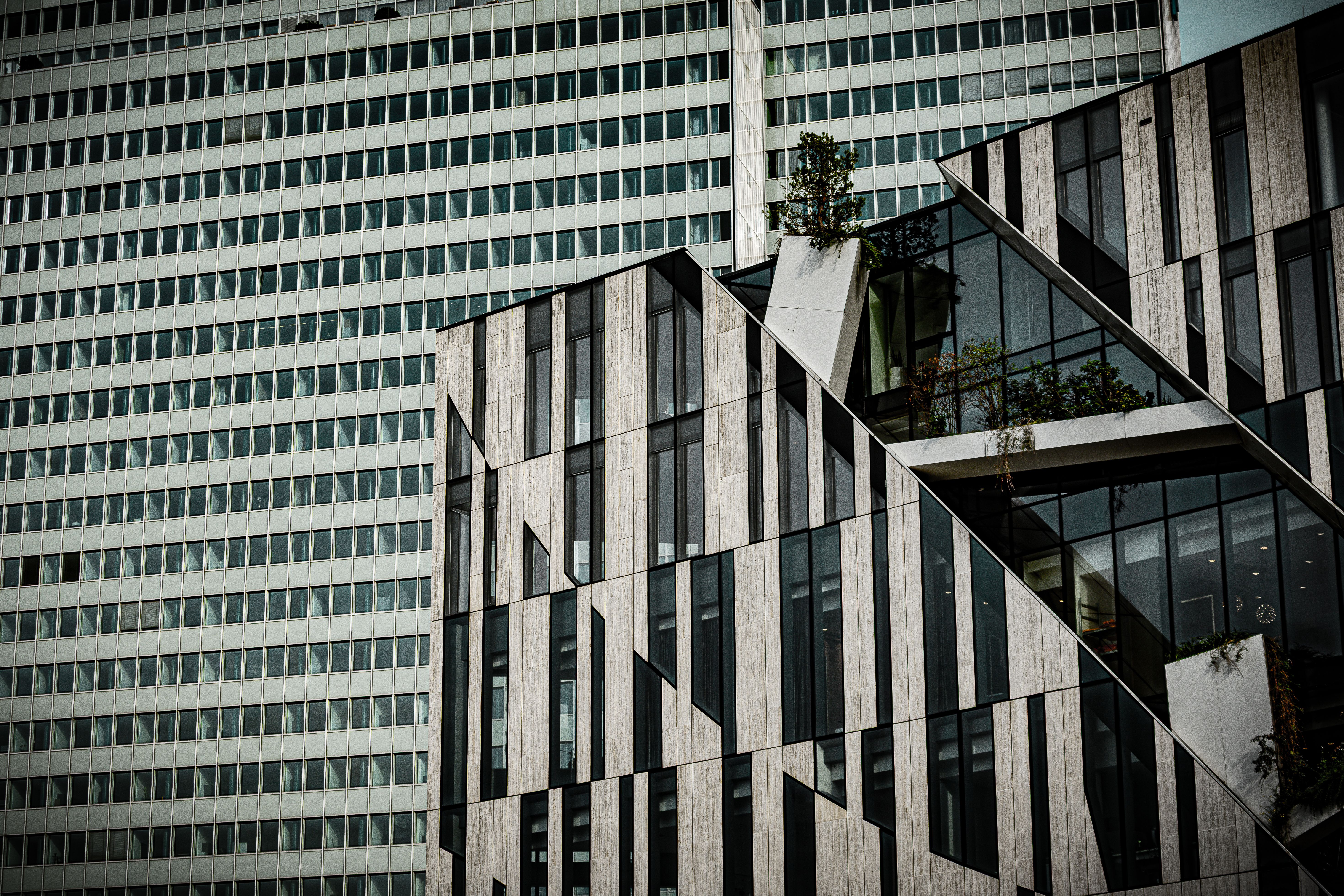 UniCredit Lifts Stake in Commerzbank to 26%, Eyes 29% Voting Power