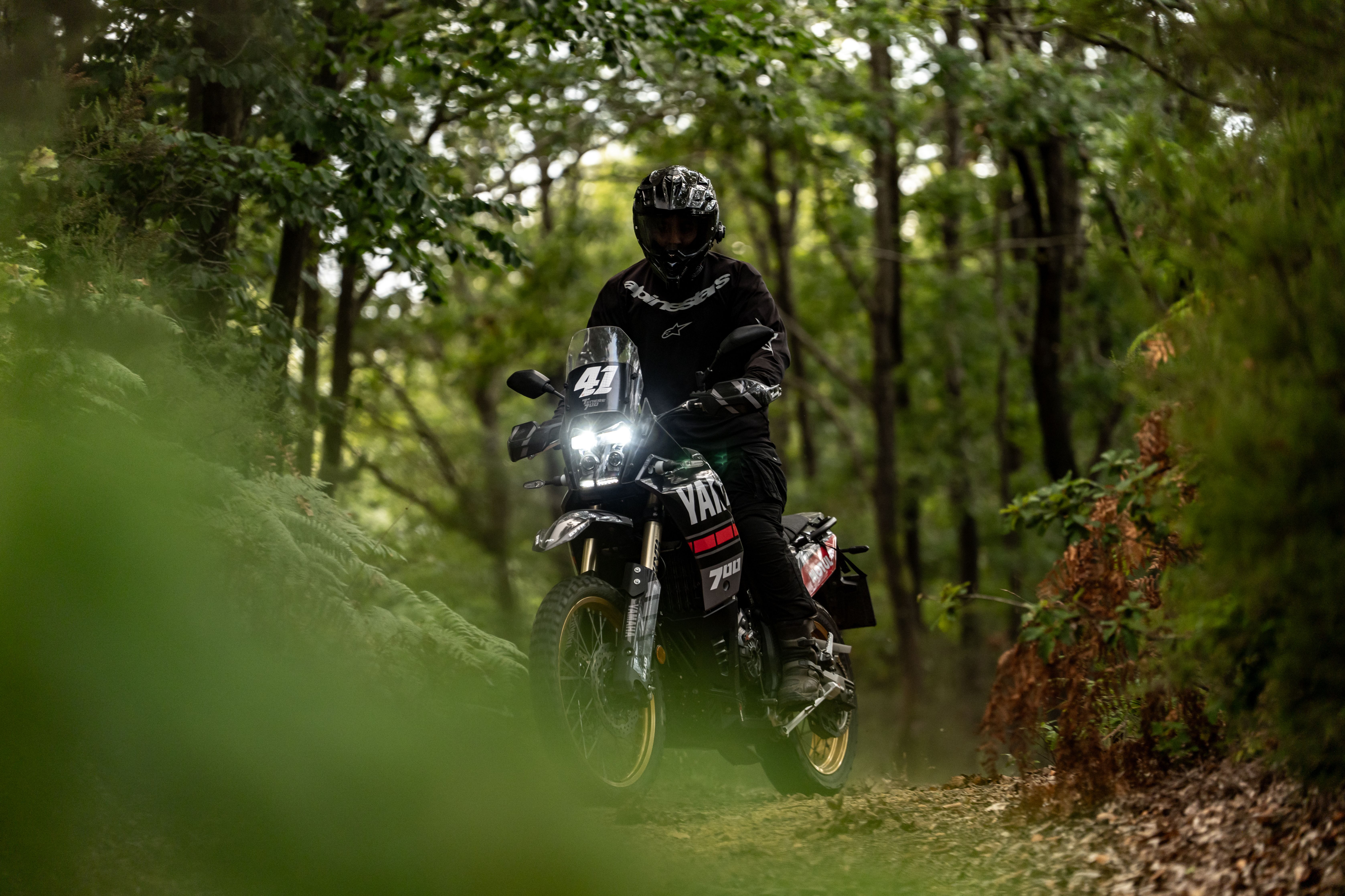 2025 Yamaha XMAX 250 Test Review Still Quick!