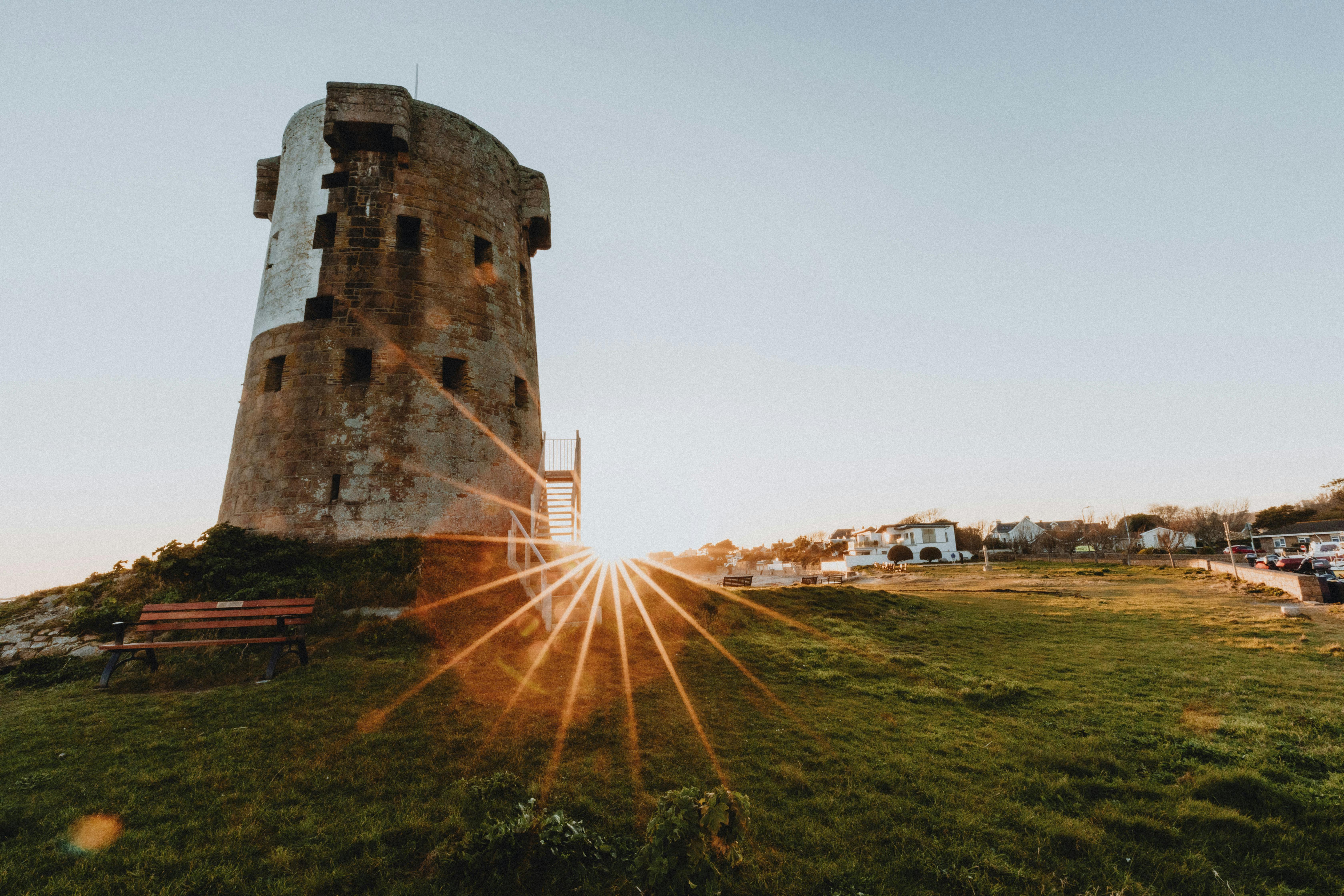 Exploring Abandoned Structures with Ray Tracing Technology