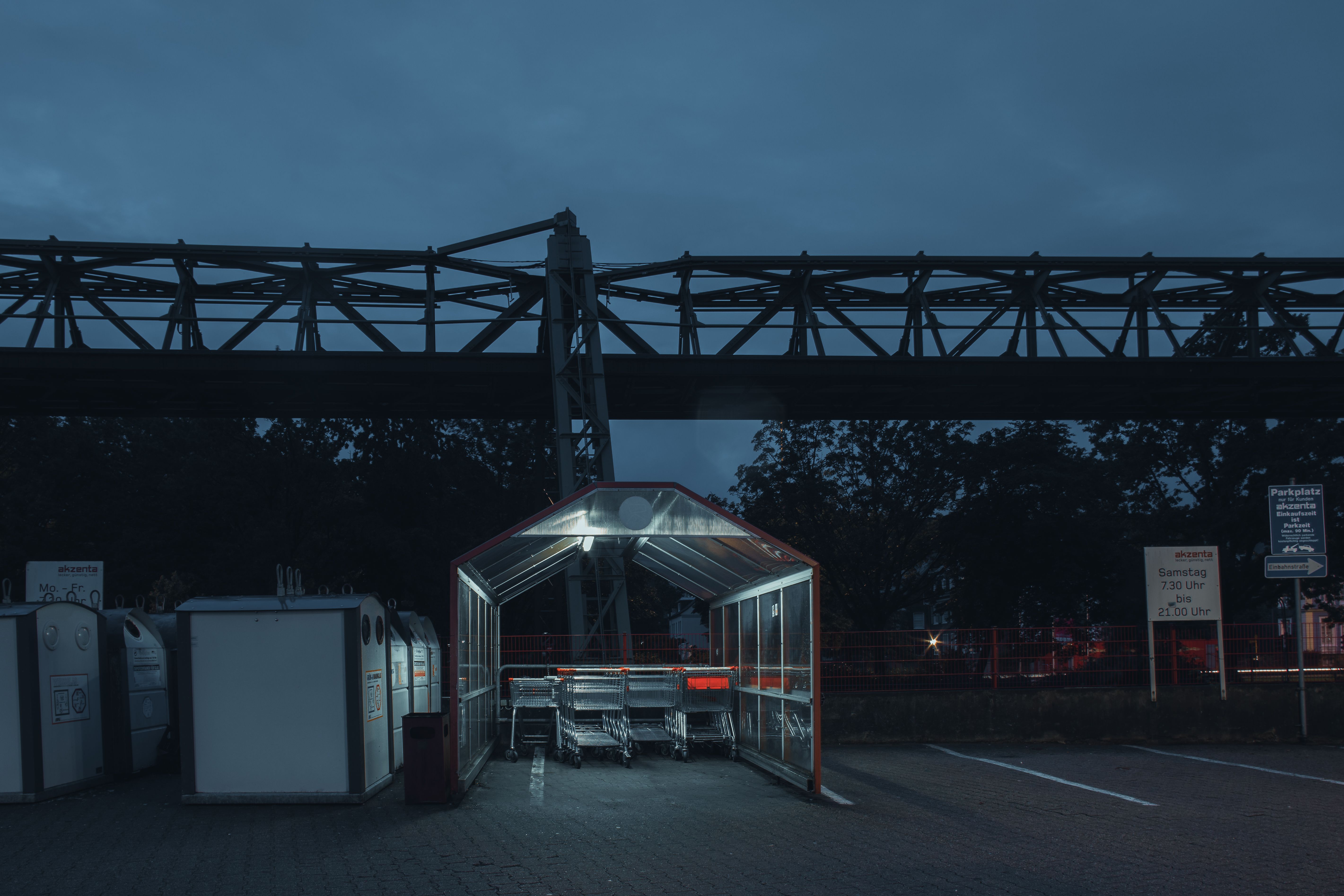 shopping cart parking lot
