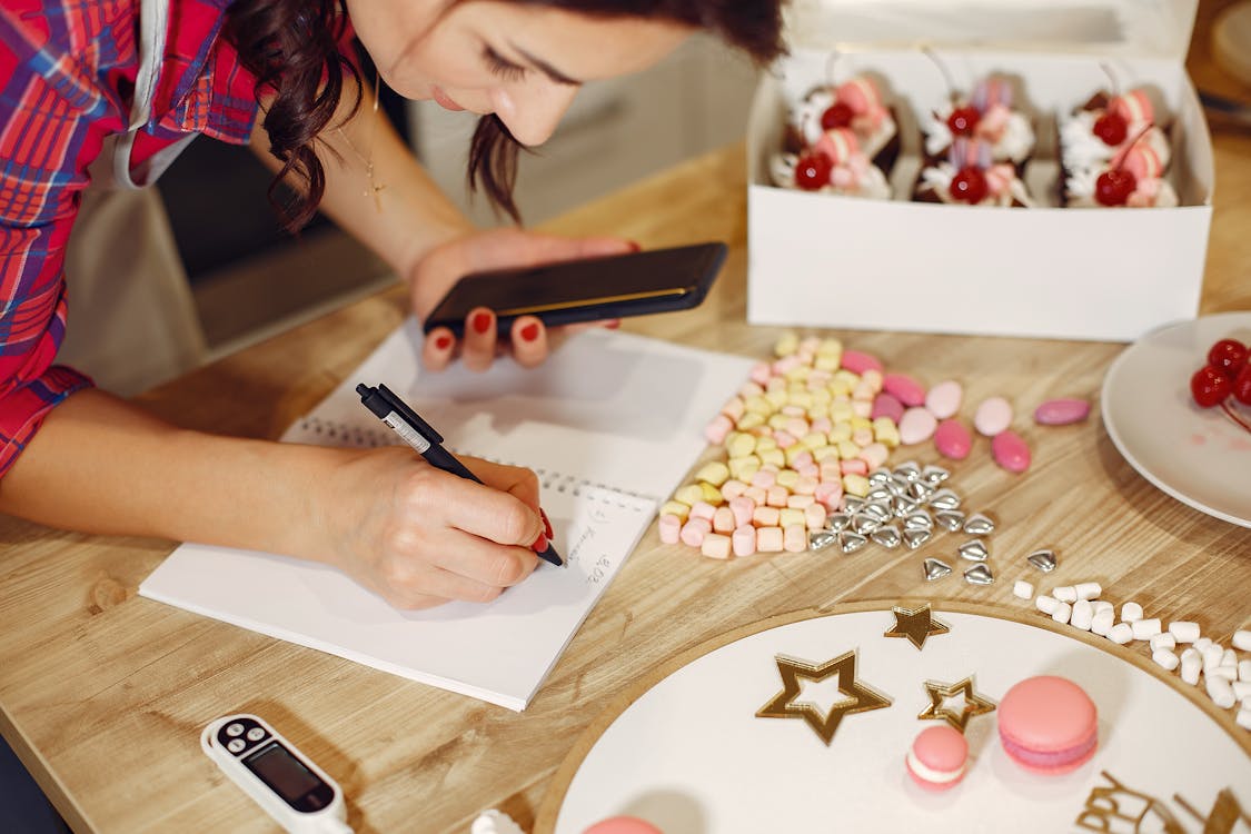 Top 5 fascinating benefits of order cake online Top 5 fascinating benefits of order cake online