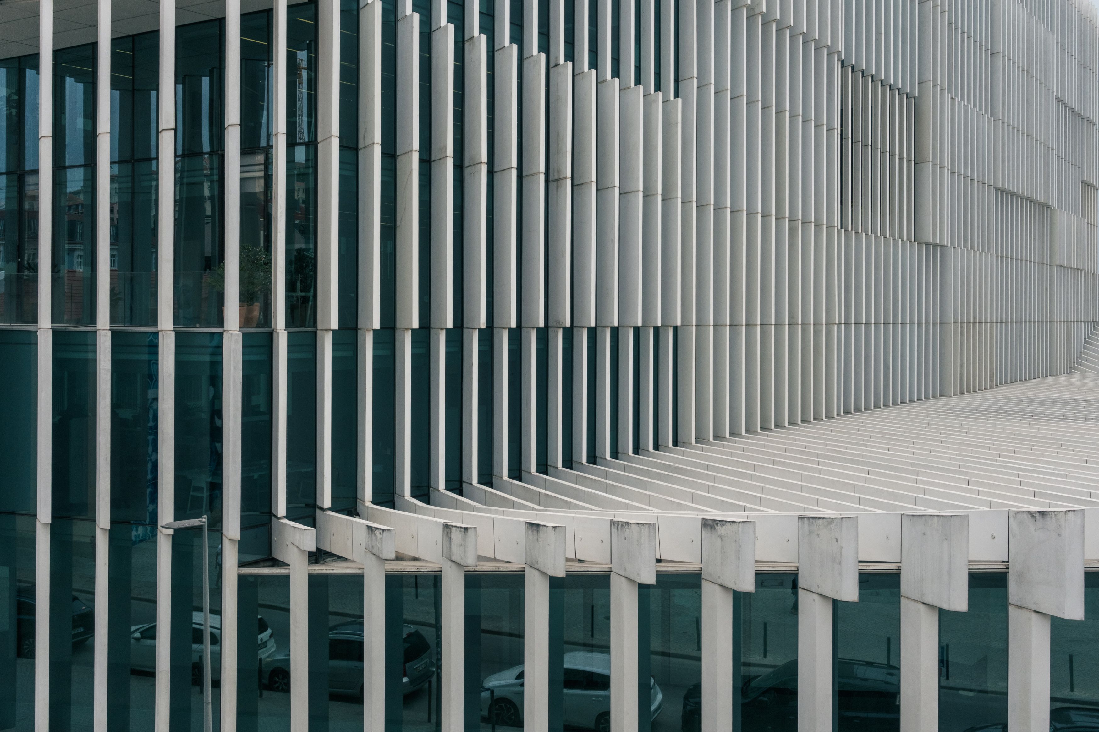What makes the 10 most architecturally impressive libraries unique in design?