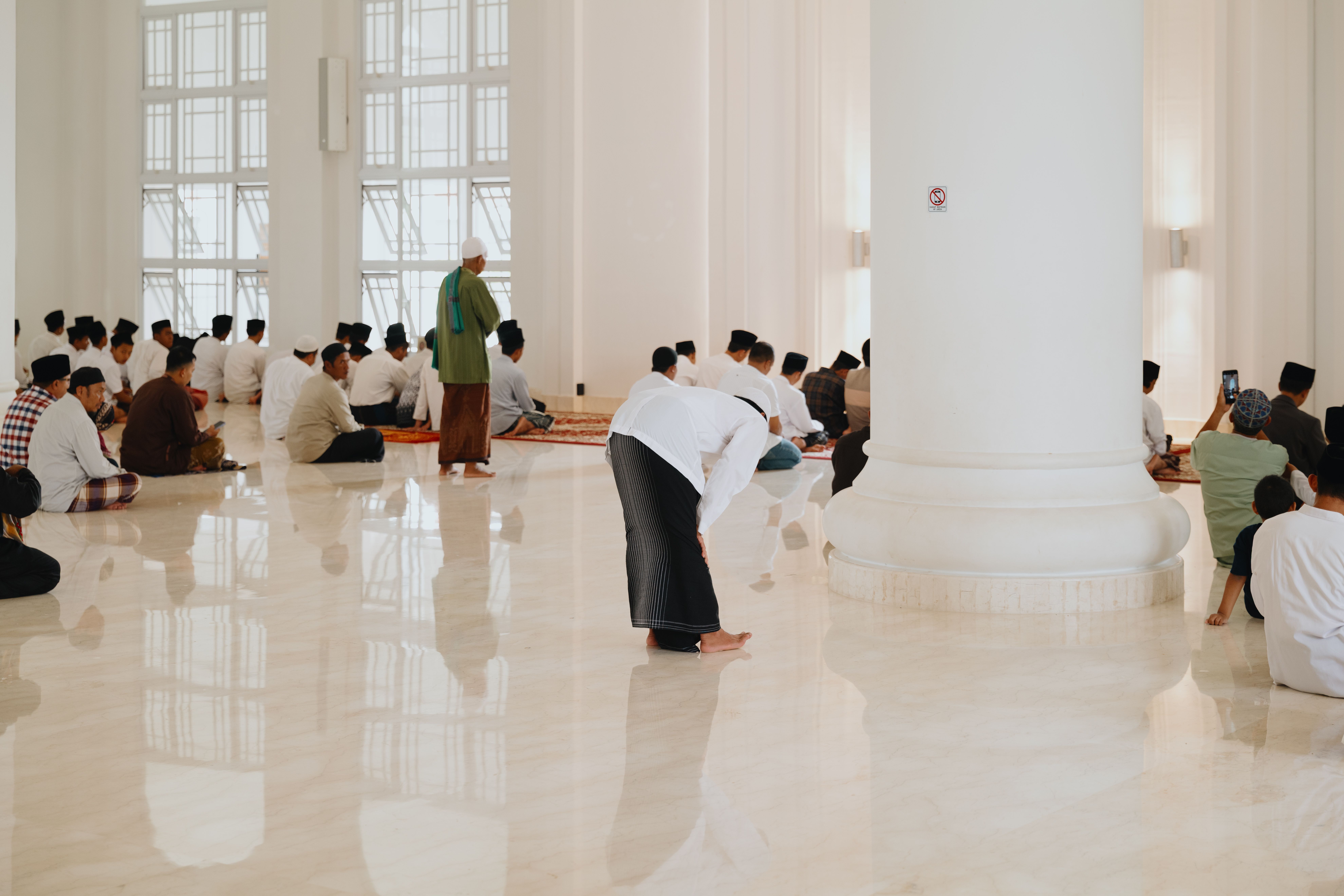 Wali Kota Makassar Dorong Transformasi Masjid Jadi Pusat Ekonomi Umat