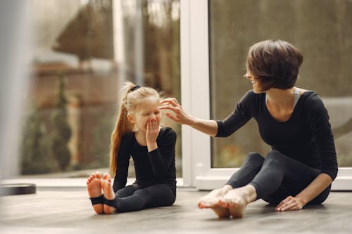 Free Mother and Daughter Bonding Stock Photo