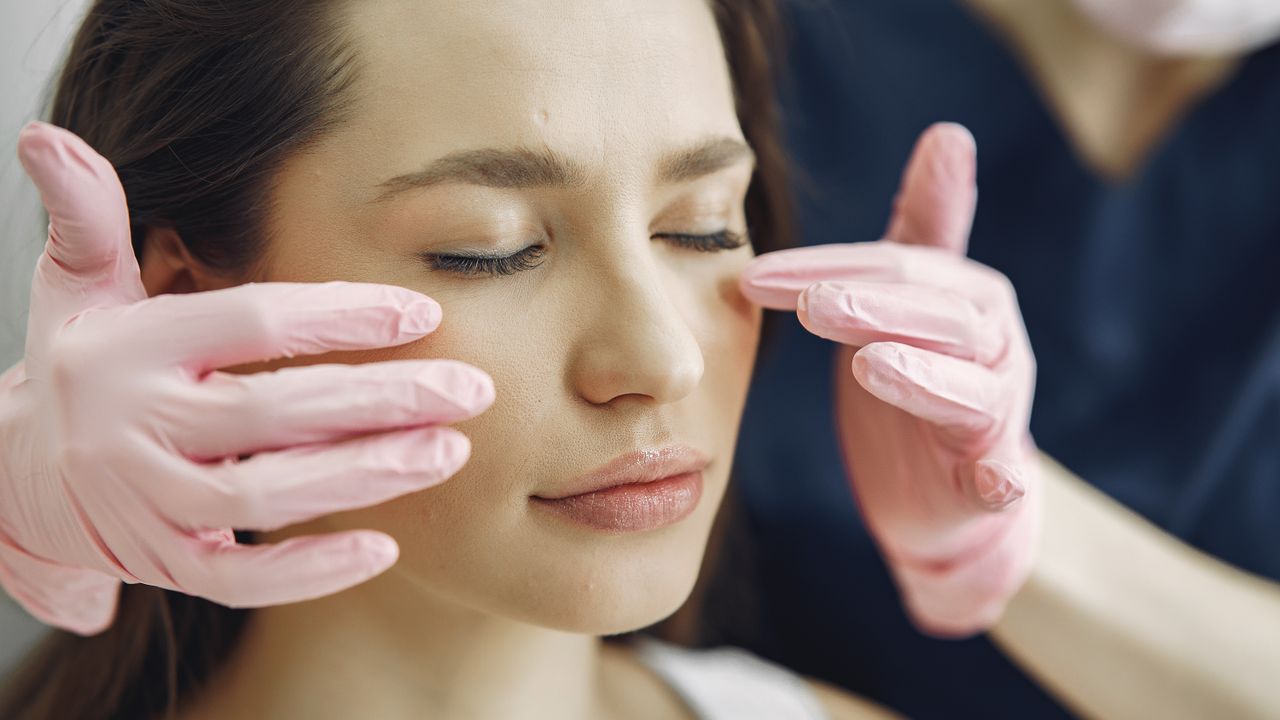 Remoção de Milium em Jundiaí: Entenda o Custo e a Expertise da Augusta Perfection - Augusta Perfection