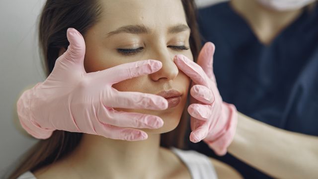Remoção de Pintas em Jaú: Desmistificando a Dor e Garantindo Cuidado Especializado - Augusta Perfection