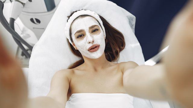 Peeling Elétrico em Bauru: Desvendando a Eficácia para uma Pele Renovada - Augusta Perfection