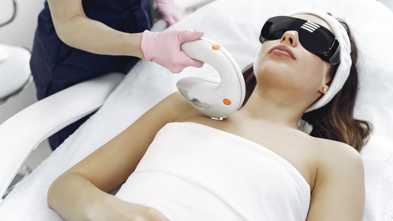 Especialista em Remoção de Verrugas em Jaú: Cuidado e Precisão da Augusta Perfection - Augusta Perfection