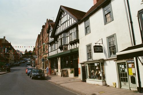 Free Historic street with storefronts in Arundel, showcasing English architectural style. Stock Photo