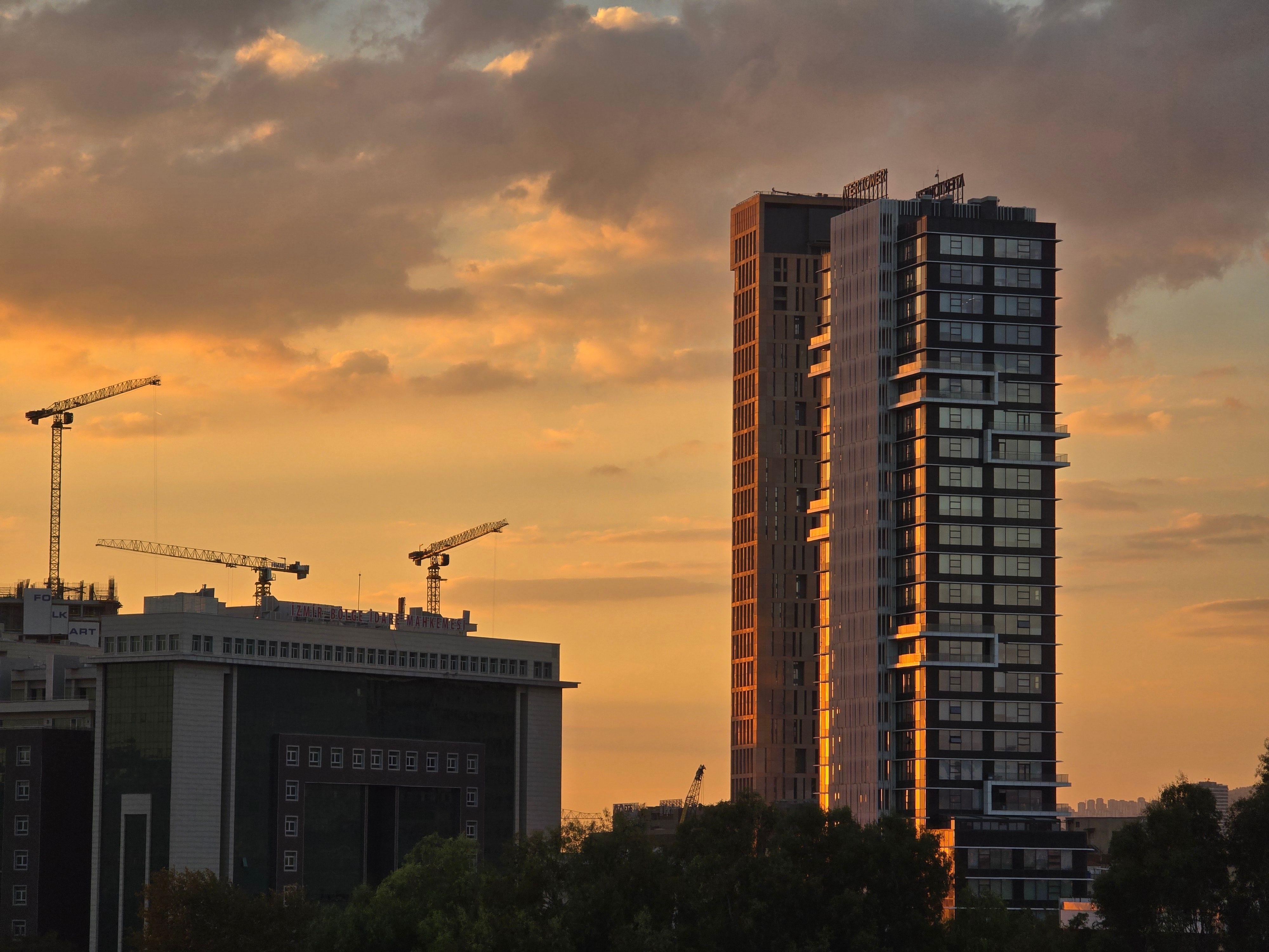 Major players in the health, wellness and luxury spaces bring on new HR talent in September — Photo by OMAR on Pexels