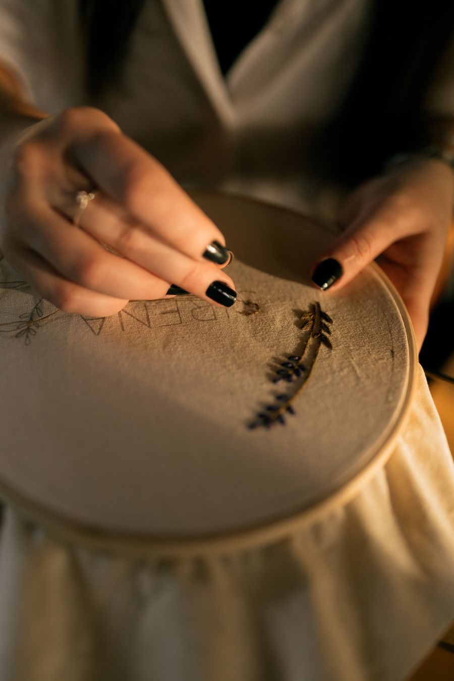 Outlining a sprig by hand