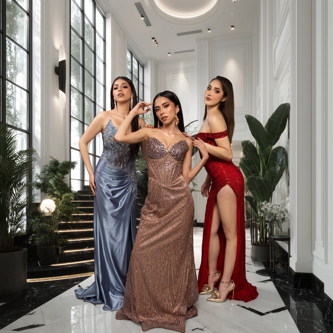 High-energy fashion show production