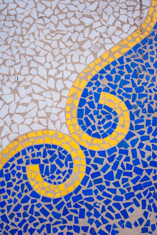 Free Colorful mosaic art in Samarkand featuring yellow and blue swirling patterns. Stock Photo