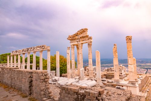 Free Historic ruins of Pergamon, showcasing ancient Roman architecture in Turkey's landscape. Stock Photo