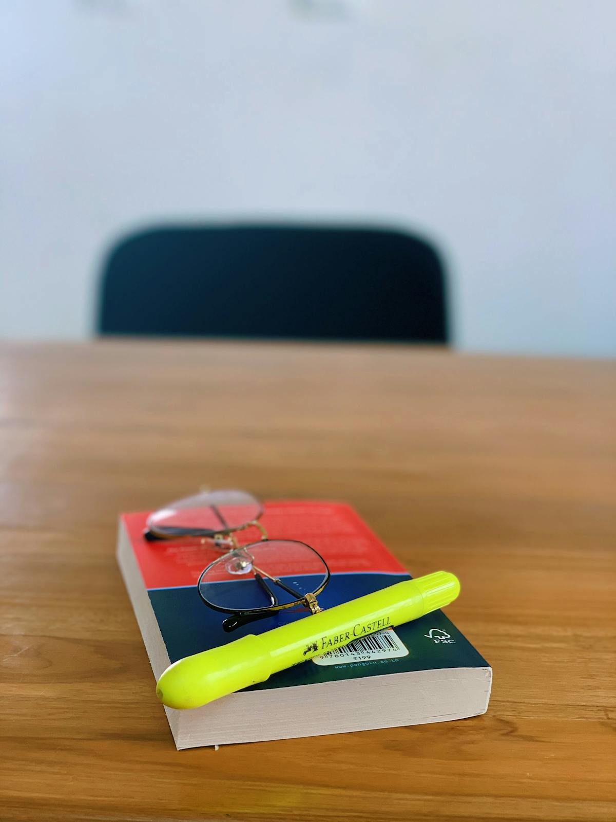 Football team huddle before kick-off