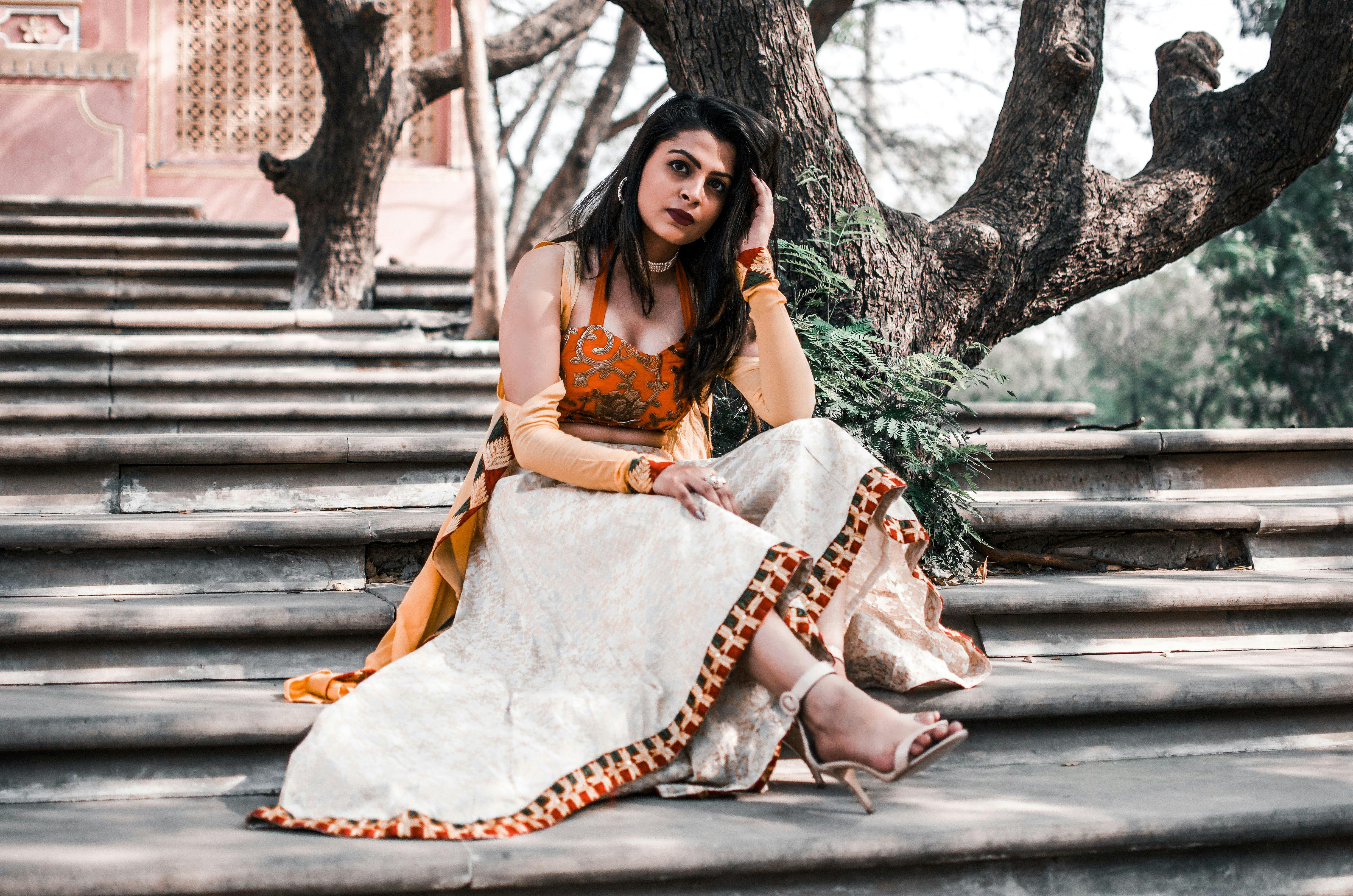 Karishma Tanna looks resplendent in a lavender kurti as she poses in her  balcony