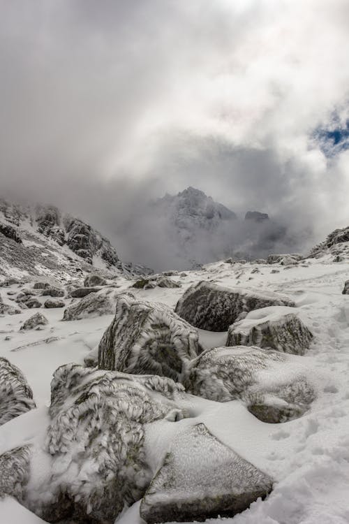 Kostenloses Stock Foto zu berge, berggipfel, felsen