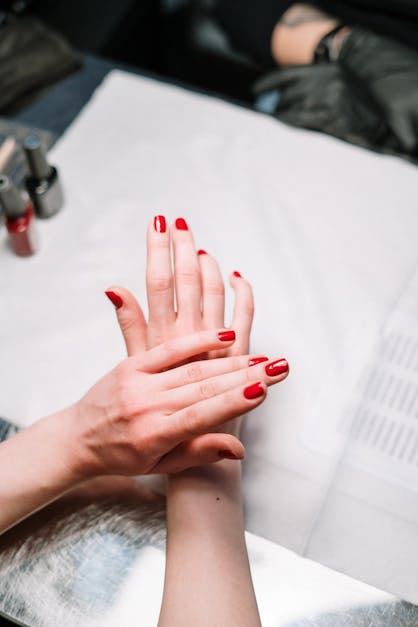 How to take off gel nails with acetone