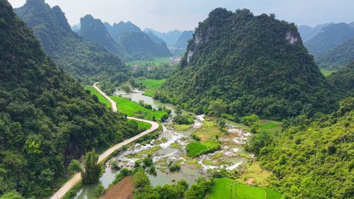 Free Captivating aerial view of Đoài Dương's lush green landscape, Cao Bằng, Vietnam. Stock Photo