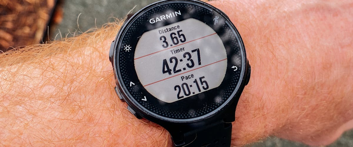 Smartwatch vs GPS Watch for Running: Which Do You Need?