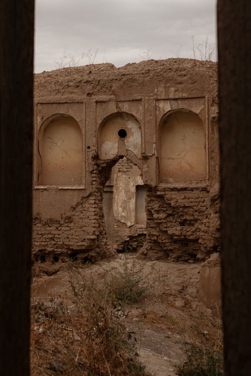 Free Aged ruins of a historical building in Kermanshah, Iran, with rustic texture. Stock Photo