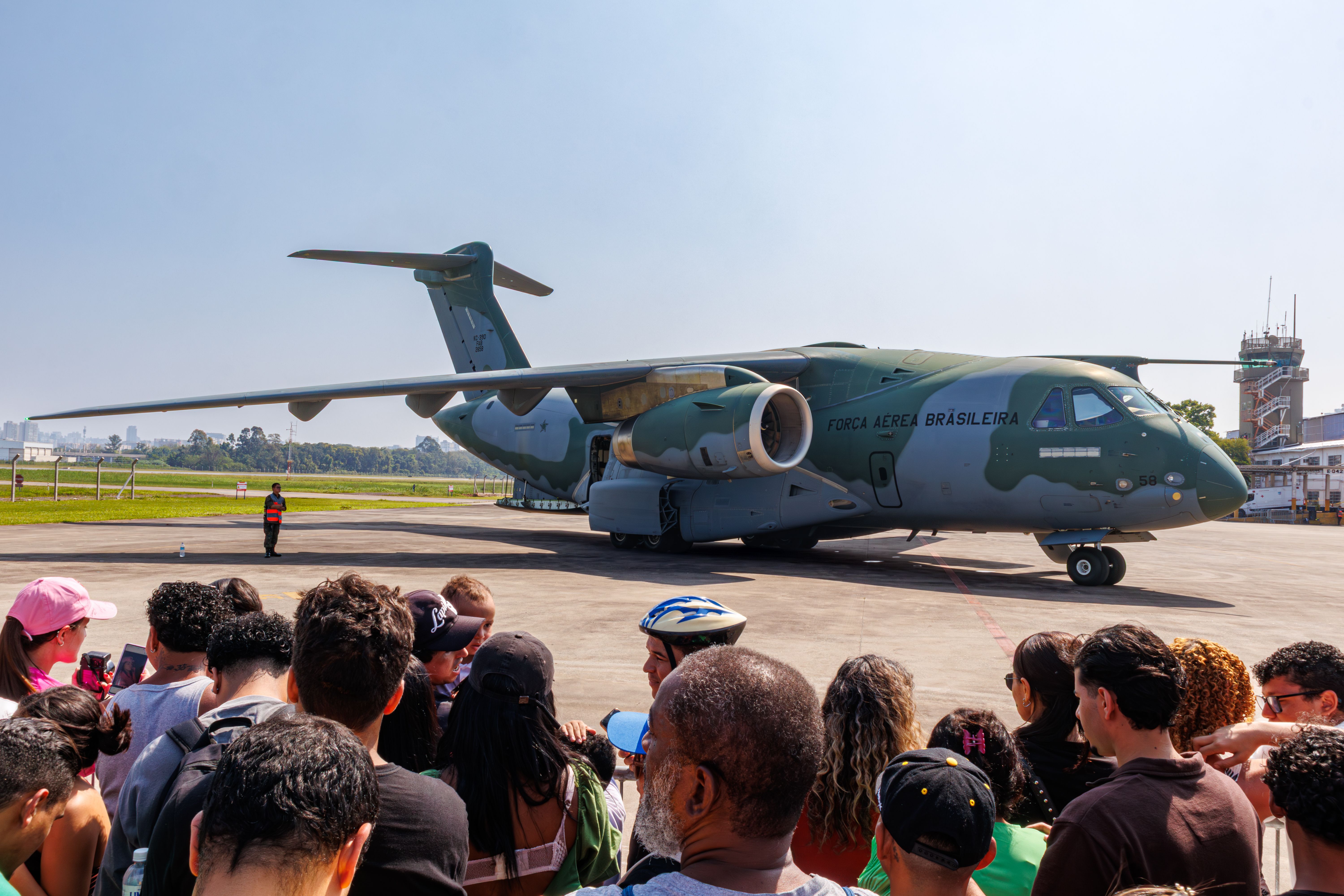 Flávio Bolsonaro Arrives in US, Calls Himself 'True President-Elect'