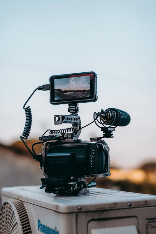 Free Video monitor on camera outdoors Stock Photo