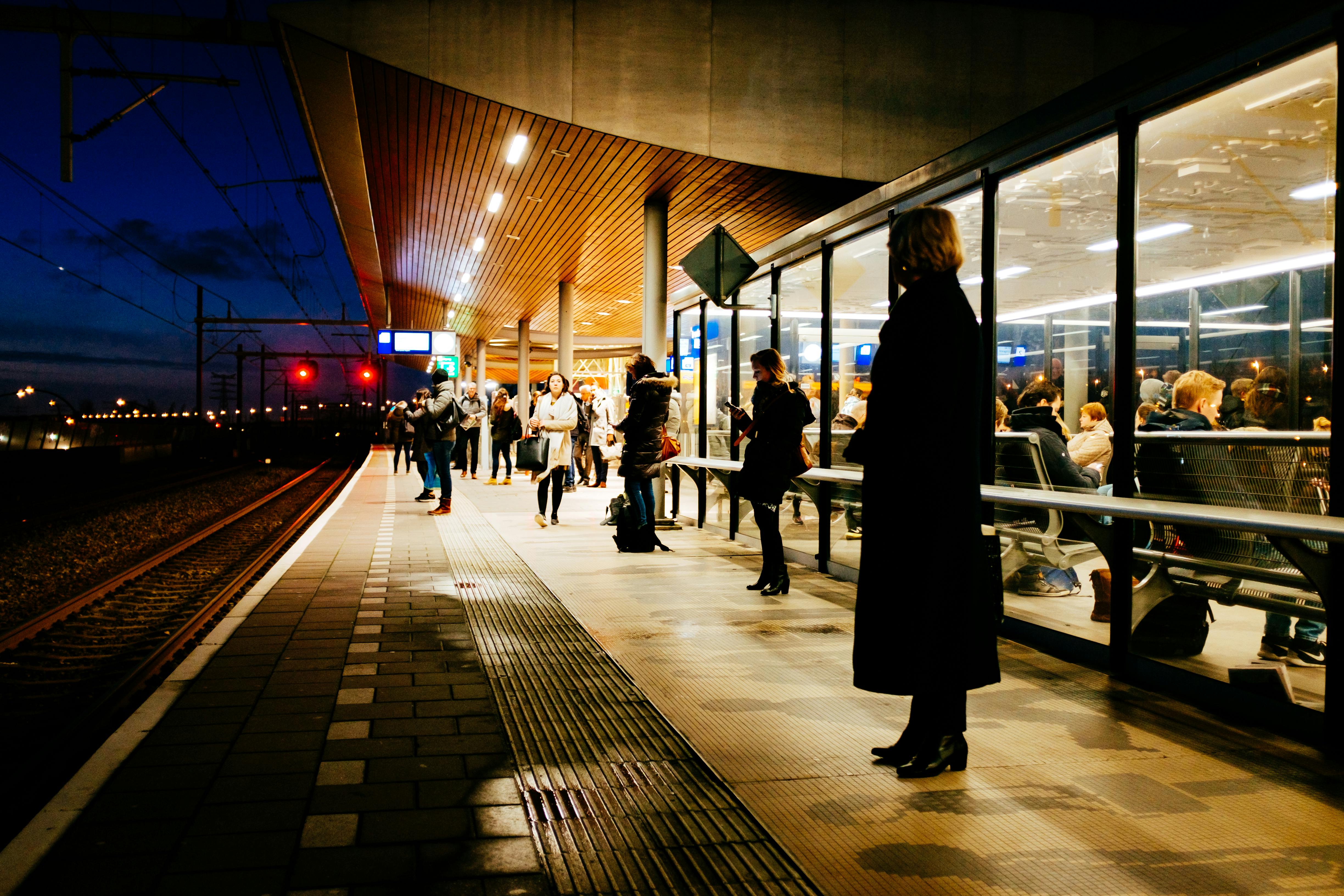 people waiting on train