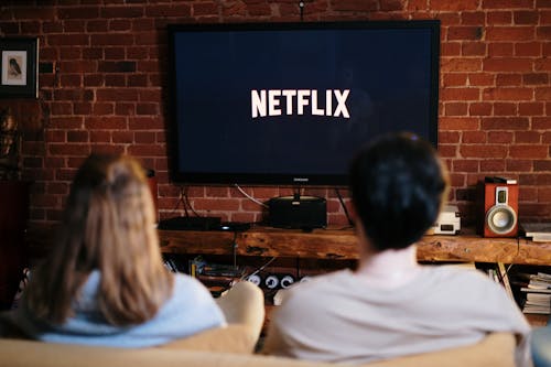 Δωρεάν στοκ φωτογραφιών με netflix, απομόνωση, βλέπω