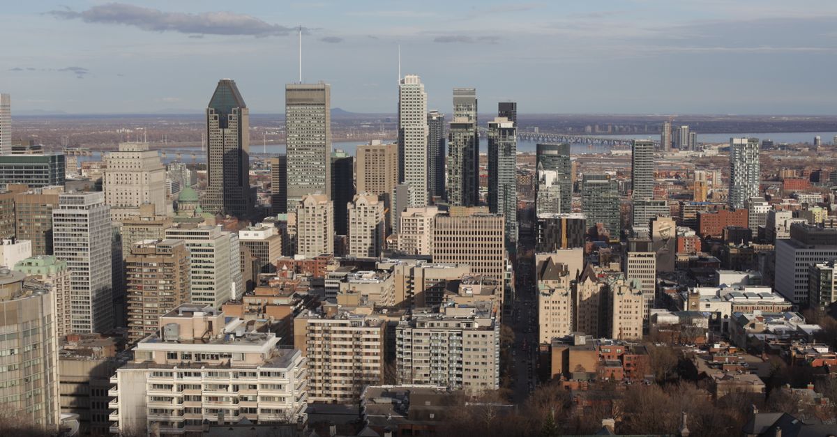 Capture of Montreal's skyline showcasing iconic skyscrapers and urban architecture.