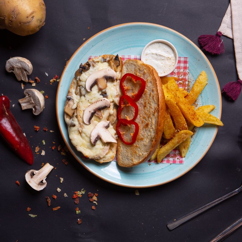 French Mushroom and Gruyère Velouté Dip