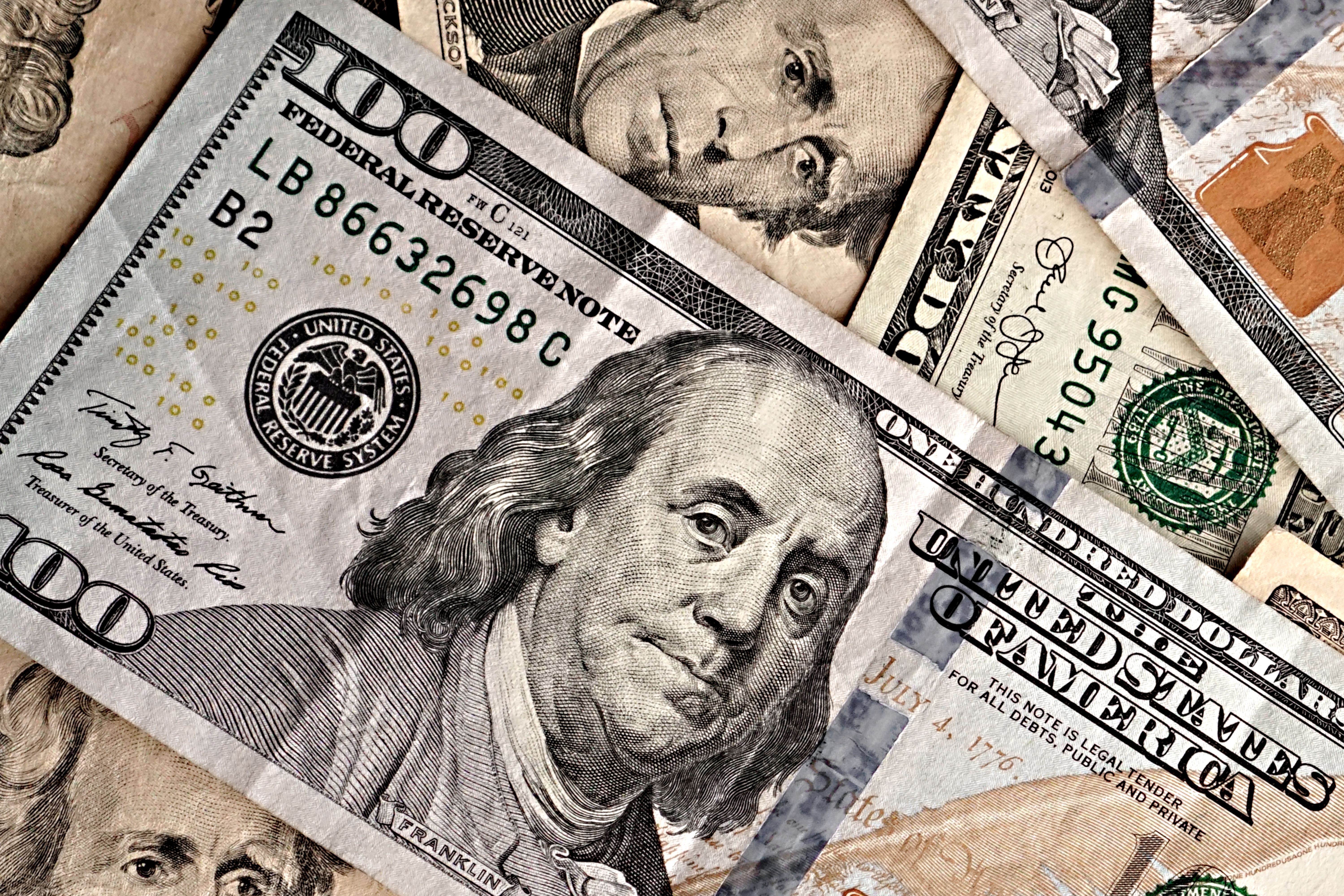 Kobeissi Letter Reports Surge in US Families Behind on Debt Payments