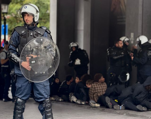 Darmanin annonce 2 513 gardes à vue et 67 incarcérations après les violences du 17 octobre