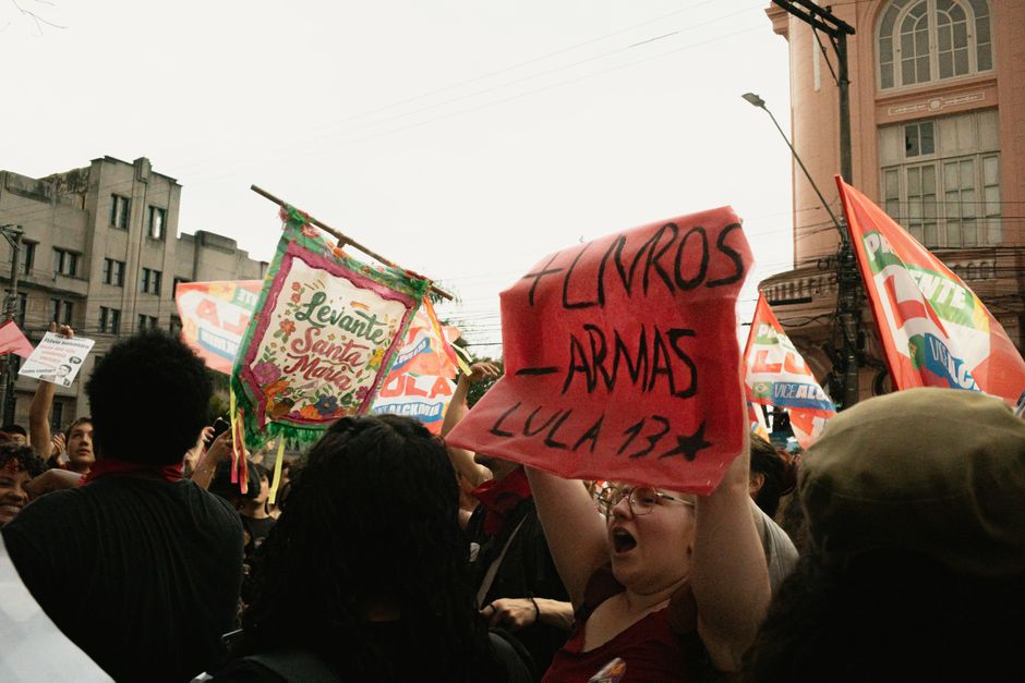 Lula’s Army Mobilizes Millions; Milei Withholds Nod