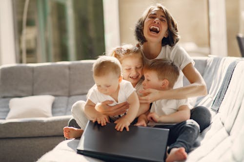 Δωρεάν στοκ φωτογραφιών με bonding, laptop, αγάπη