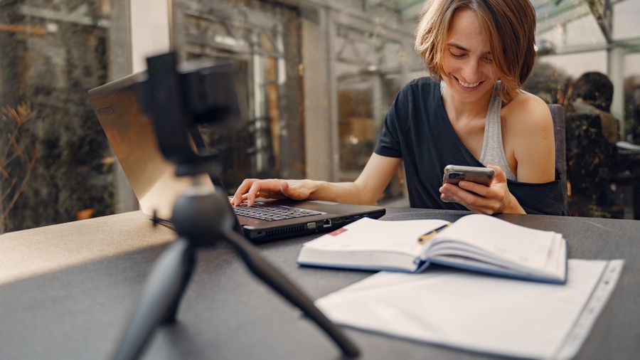 Resell Rights Products: How the Model Actually Works Before You Buy In