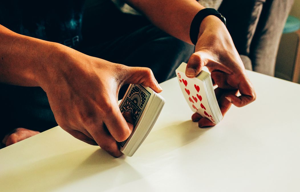 Online Casino: Spielautomaten und Live-Spiele im Überblick