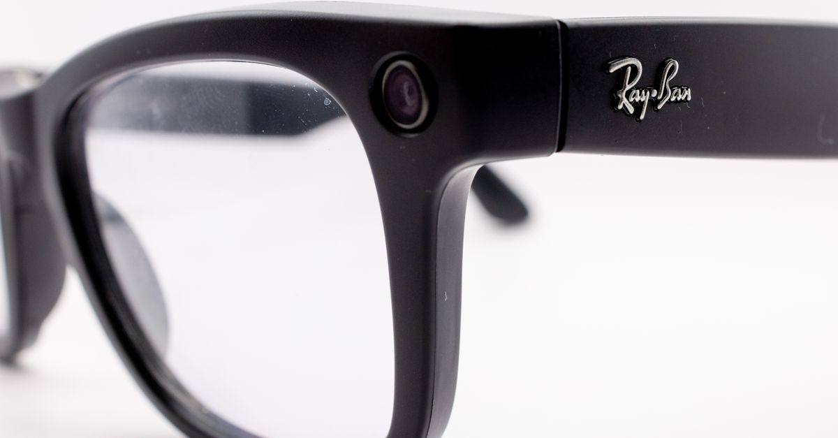 Ray-Ban Meta Audio glasses wearable design